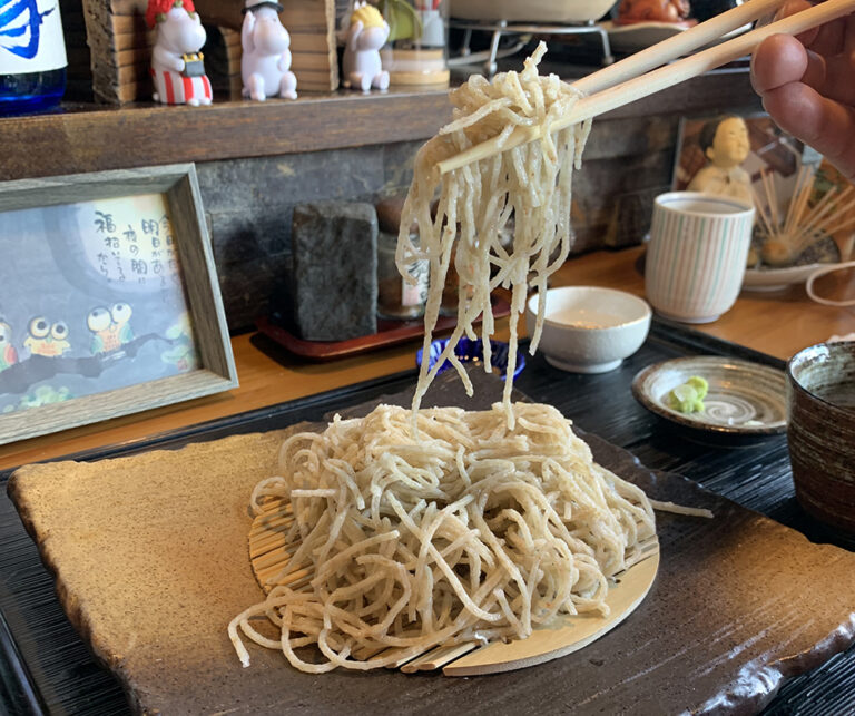 そばきり吉成 (長野県茅野市) 八ヶ岳の蕎麦にこだわり、珍しい“どうづきそば”が食べられる店 | 日本蕎麦保存会jp そば研究家片山虎之介の ...